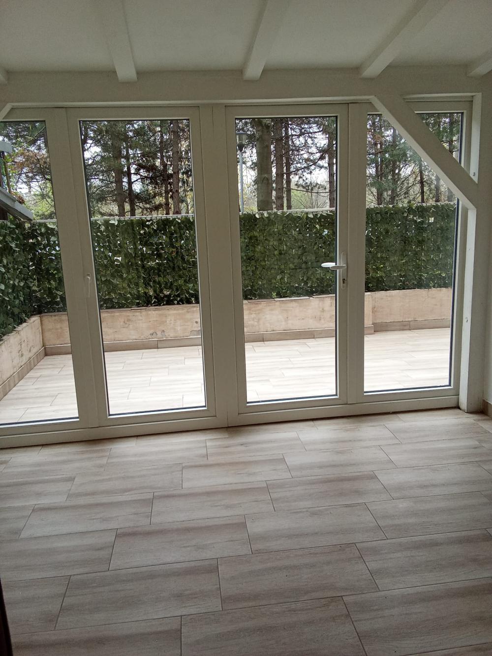 Slika 10 - Selling flat Bežanija wheelchair ramp park view huge terrace glass winter house renovated